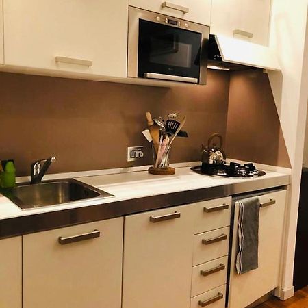 Portavenezia49 - Appartamento Milano Porta Venezia Con Jacuzzi Eksteriør bilde